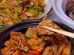 -霄汉牛三鲜湖北砂锅菜(万松园2店)