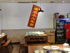 大堂-老哥门肥肠鱼(鱼嘴店)