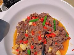 -佬麻雀·新湘菜(东方宝泰店)