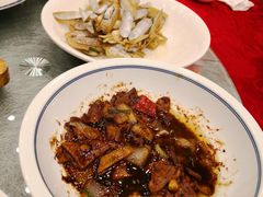 -侬佳蒸菜馆(听潮店)