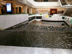 -广东大厦酒店(广州北京路步行街纪念堂地铁站店)