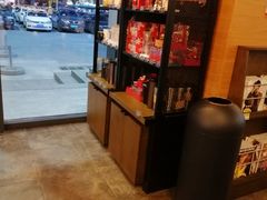 零售区-星巴克(深圳龙华人民北店)