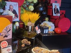 -Salon de The de Joel Robuchon(外滩18号店)