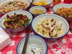 -荆九爷爆炒桥头三嫩(云南北路店)