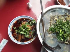 -谢老五跷脚牛肉·非遗传承店