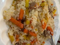 -汗腾格里·风味餐厅(新疆驻京办店)