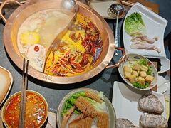 -山城鼎重庆老火锅(西安钟楼店)