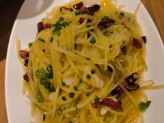 -严记小天府酸菜鱼(西四路店)