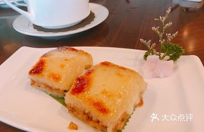 Cheese Abalone Sticky Rice Chicken