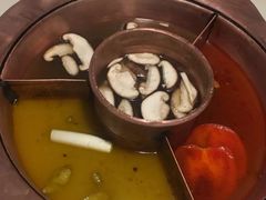 -滇釜火锅·能喝汤的火锅(车公庄店)
