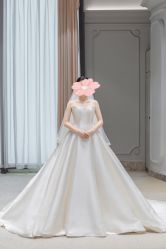 点击看大图 -MuseMarry婚纱(前海嘉里中心店)