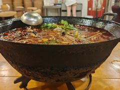-鸿顺老铁锅美蛙鱼府(解放碑店)