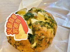 火腿蒜香乳酪包-好利来(东直门银座店)