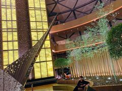 -上海滴水湖皇冠假日酒店