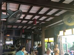 -Dash Teak House