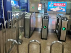 -上海科技馆(地铁站)