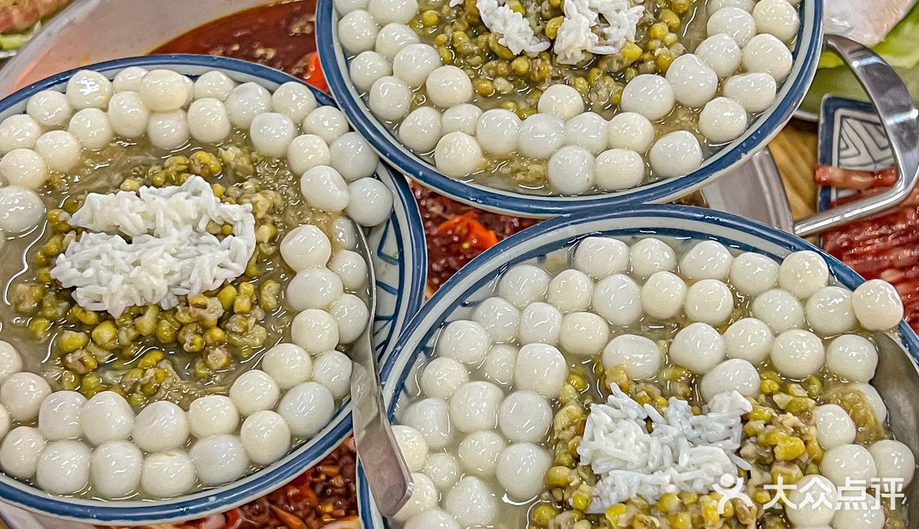 坐穿半个武汉就为了一碗绿豆冰汤圆！好清爽