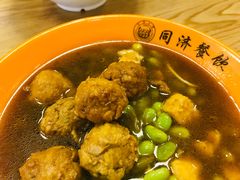 -同济大学本部学苑饮食广场