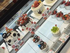 -花花卷卷·鲜食蛋糕(静安久光百货店)