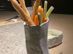 -穹六人间 people 6(岳阳路店)