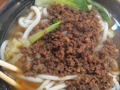 -丽虹云南过桥米线(兴工街店)