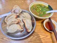 -黄阿姨锅贴大王(万航渡路店)