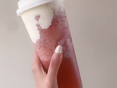 芝芝莓果-喜茶(上海打浦桥日月光gelato lab+店)