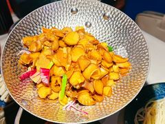 -雀舞云南菜(天津天河城购物中心店)