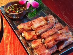 云南风味炸猪小排-花马天堂云南餐厅 Lost Heaven(外滩店)