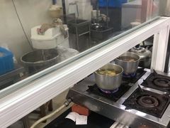 -老西白点心店