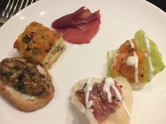 三文鱼塔塔-深圳四季酒店·馥自助餐厅