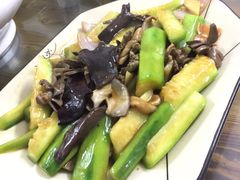 时菜炒鹅杂-鹅香阁私房菜(一鹅五味)