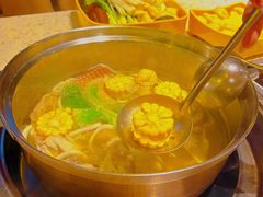 -润园四季椰子鸡火锅(卓越INTOWN店)