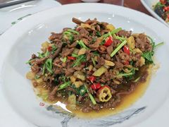 -湖南人家湘菜馆(镇江路店)