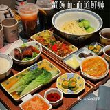 八只苏杭大闸蟹黄做成的秃黄油拌饭