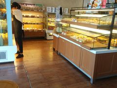 面包甜点陈列柜-一鸣真鲜奶吧(汇金店)