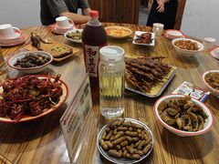 -冶建镜子·老南昌大排档·江西虾王(总店)