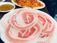 -韩风烤牛肉冷面店