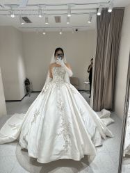 -PAI婚纱礼服设计馆【大牌租赁/高级定制】