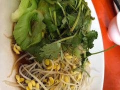 豆芽拼水东芥-水东兴记鸭粥店(茂名店)