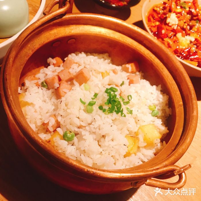 云水瑶意境云南菜餐厅(大悦城店)洋芋焖饭图片