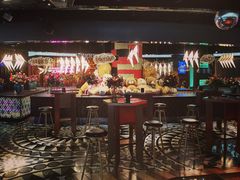 -K+全国连锁KTV(绿地缤纷天地店)