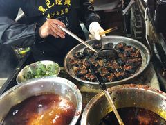 臭豆腐-黑色经典臭豆腐·湖南特产(步行街店)