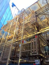 -PIPIKINGDOM皮皮王国欢乐号(欢乐海岸购物中心店)