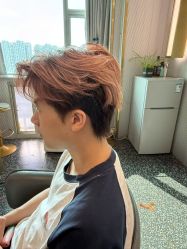 -即型男士理发工作室