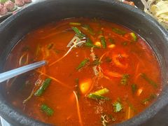 -贵厨酸汤牛肉(花果园国际中心店)