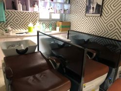 -PE SALON