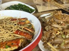 -老街烧烤大排档·地道湖北菜·龙虾馆(汉口火车站店)