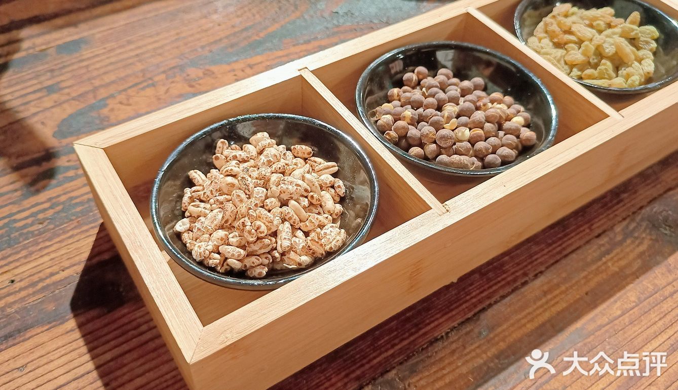重庆这家宝藏汤锅店被我发现了！