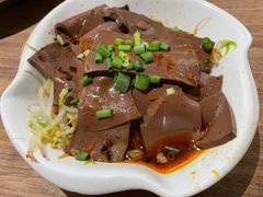 冒鸭血-麻婆婆白家肥肠粉(海岸城店)
